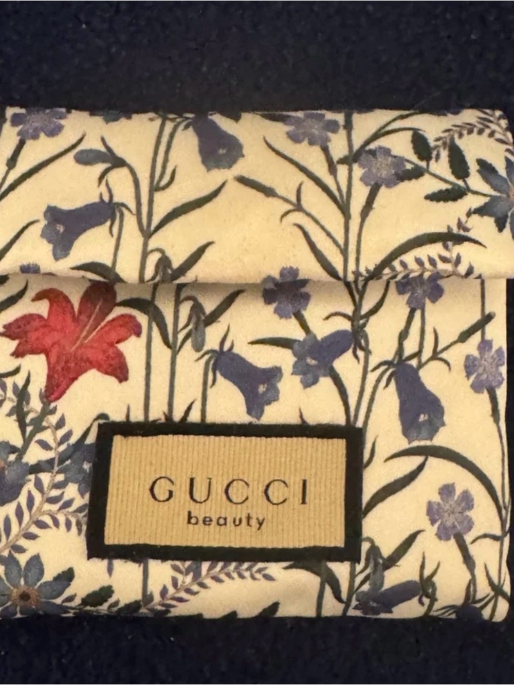 Gucci BLOOM SUPER CUTE PINK HEART, HAND MIRROR!!!! Brand New!!!